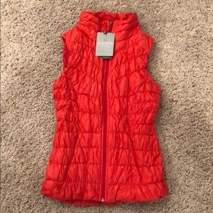 Athleta Downalicious Deluxe vest